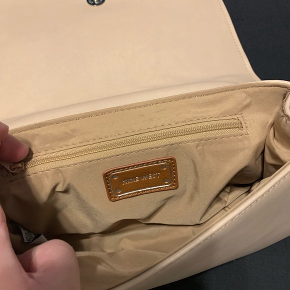 Nine West Pale Pink Purse - Picture 3 of 3